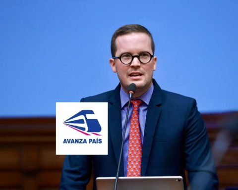 Alejandro Cavero announces his candidacy for the Chamber of Deputies for Avanza País