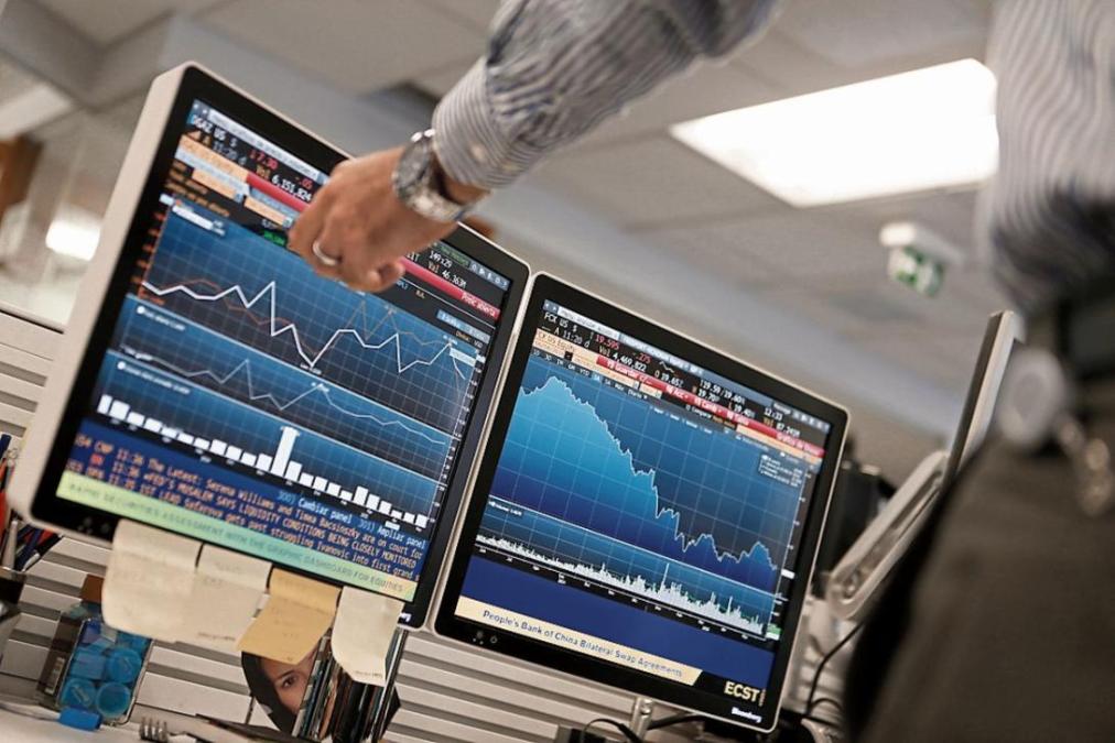 BCR raises AFP investment limit abroad to 50.5%