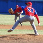 Baseball postseason: Artemisa pitcher sanctioned for attacking a fan with a bat in Holguín