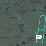 Avión Boeing 737 efectúa aterrizaje de emergencia en La Romana por falla en tren de aterrizaje