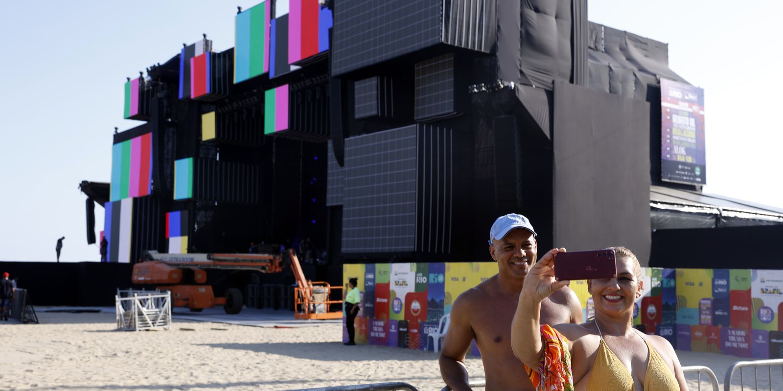 Brazil received almost 10 million foreign tourists in 2025