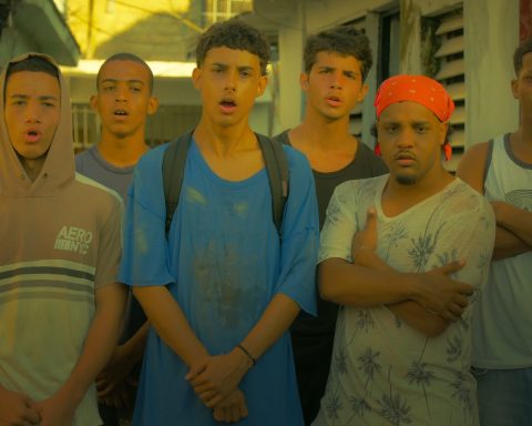 Buena Fe releases video clip of “Para no caer”, about addictions in young Cubans