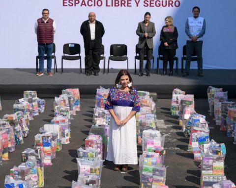 CDMX Government seizes more than 50,000 vapers in the Historic Center
