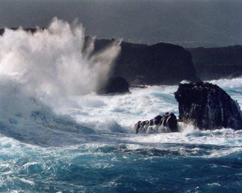 COE warns of dangerous maritime conditions on the country's coasts