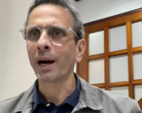 Capriles: "They want to fast track hydrocarbon reform and we don't know its scope"