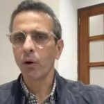 Capriles asks for clear signals on the use of oil resources and proposes salary adjustments