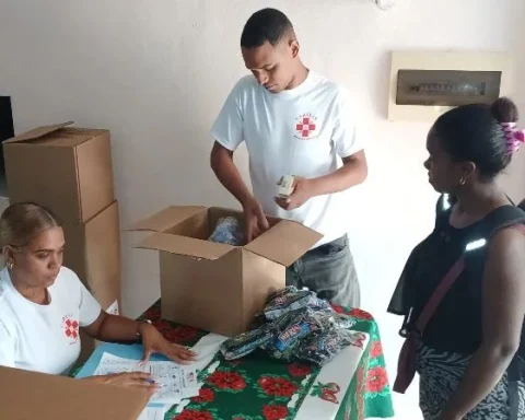 Distribución de la ayuda humanitaria enviada por EE.UU. a los afectados por el huracán Melissa en el oriente de Cuba