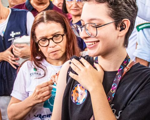 Cities in CE and MG begin vaccination against dengue with a single dose