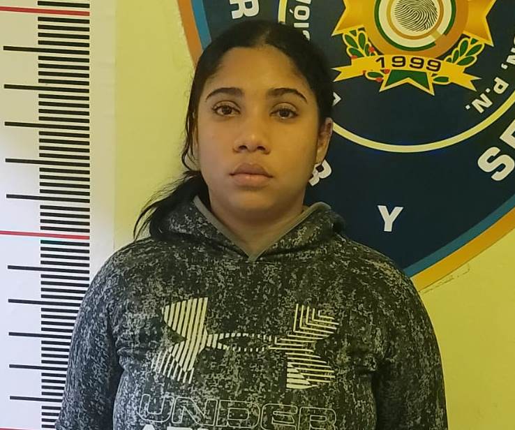 Aplazan coerción contra joven acusada de matar a su hermana en SFM