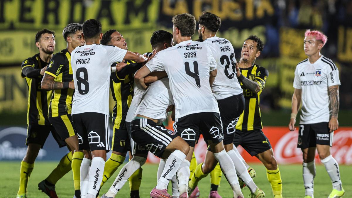 Colo Colo and Peñarol star in a pathetic penalty shootout