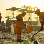 Comlurb collects 1.2 tons of trash from Rio's beaches on New Year's Eve