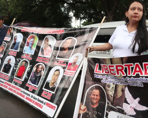 Constitutional Block demands full and unconditional freedom for all political prisoners