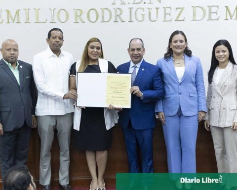 Council of Aldermen praises the young talent of the National District