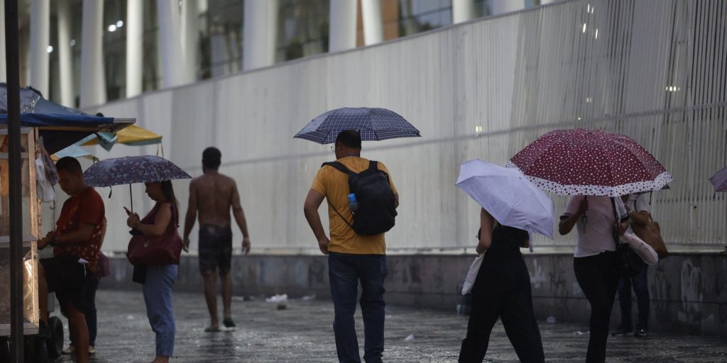 Country with most regions on heavy rain alert this Wednesday