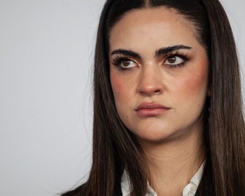 Court confirms precautionary measures against Andrea Chávez for alleged early campaign actions