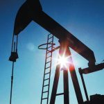 Crude oil falls due to nervousness in international markets