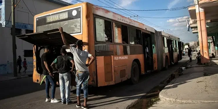Cuba, crisis, transporte