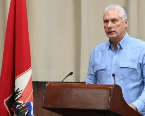 Miguel Díaz-Canel en el X Pleno del PCC