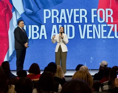 Cuba, Venezuela, Miami, oración