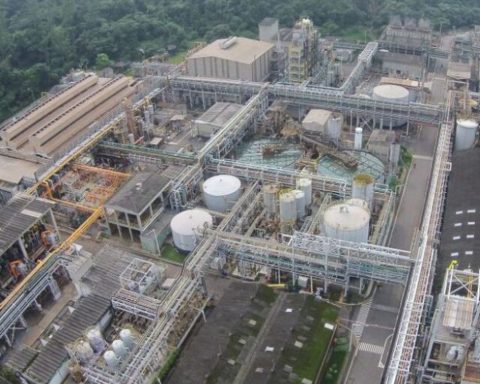 Cubatão asks for help to try to reverse factory closures