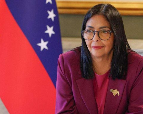 Delcy Rodríguez had a telephone conversation with Trump