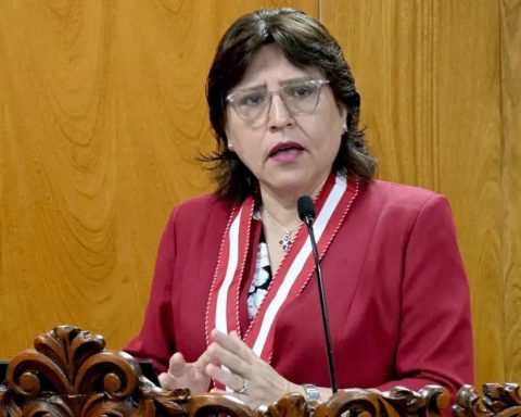 Delia Espinoza is dismissed as supreme prosecutor by the National Board of Justice