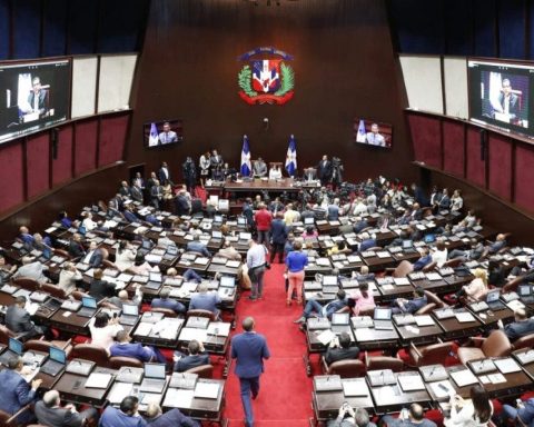 Diputados aprueban ley para saldar deudas por obras ejecutadas a pequeños contratistas