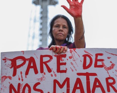 Despite protective measure, woman is killed on the street by attacker in SP