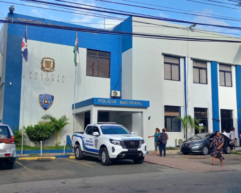 Detainee, injured by the Police, escapes during hospital transfer in Puerto Plata