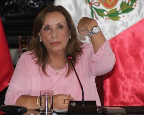 Dina Boluarte: Subcommittee on Constitutional Accusations files Rolex case