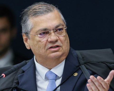 Dino gives deadline for states and municipalities to explain amendments to Perse