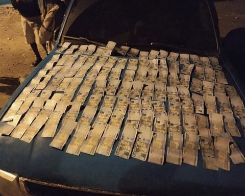 ERD intercepta seis haitianos indocumentados en Santiago Rodríguez y ocupa RD$ 357 mil en efectivo