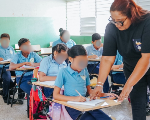 Education and the ADP reach an agreement to expand teacher participation in the evaluation of teacher performance