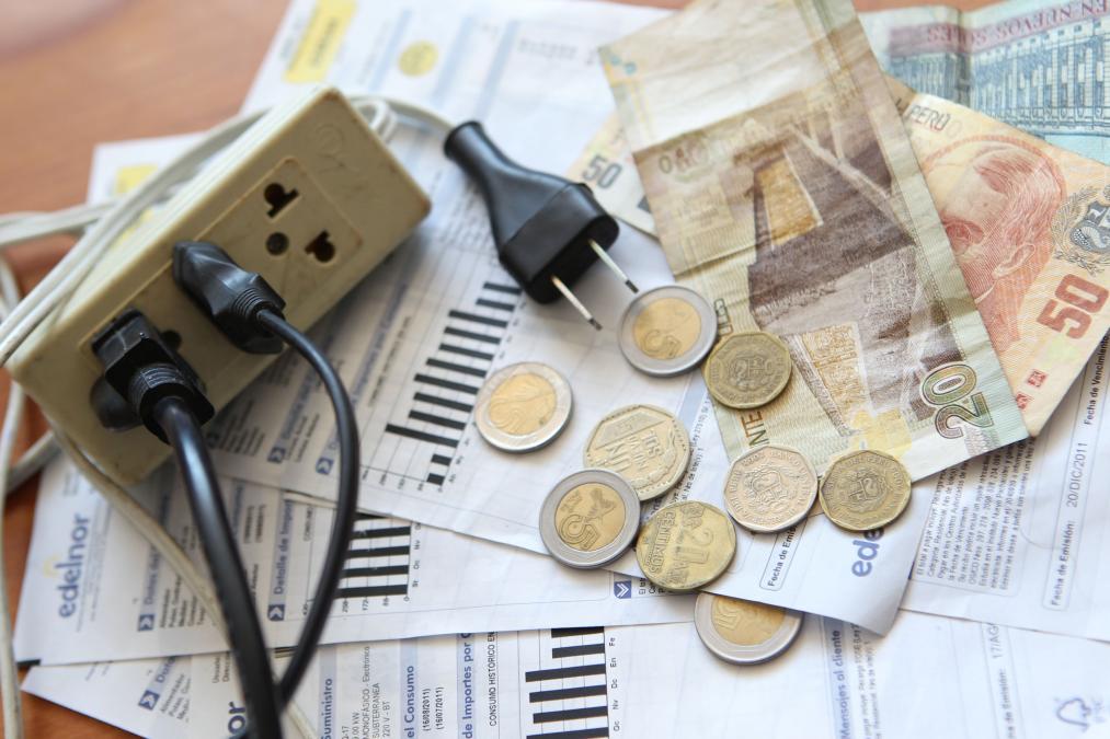 Electricity rates fell 8% in 2025, according to Osinergmin