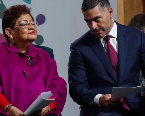 Ernestina Godoy forms a FGR team with officials she had in the CDMX Prosecutor's Office