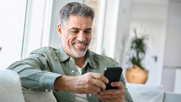 Espaillat Cabral Institute, pioneer in correcting with PRESBYOND