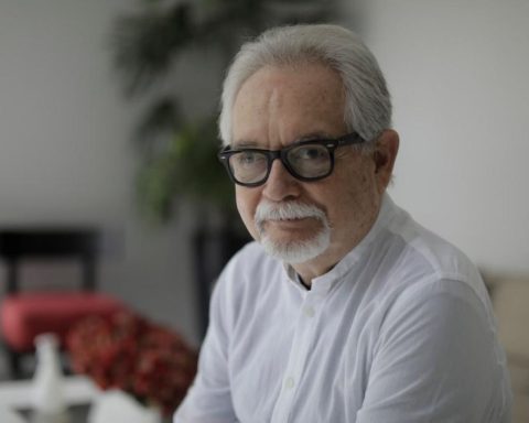 FOZ: "His hooded photo, on a summer night, will haunt him forever."