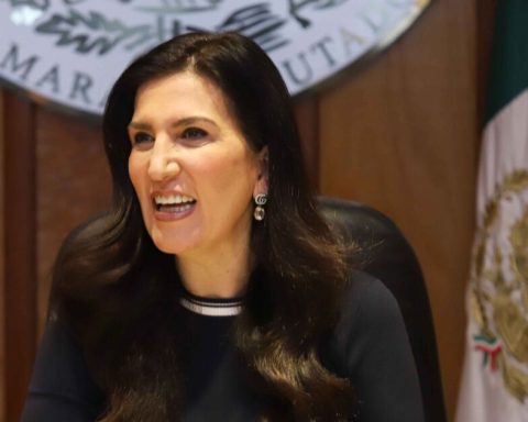 Faced with Trump's threat, Kenia López asks that the Electoral Reform show a ''democratic Mexico''