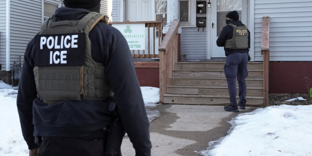 Federal judge limits powers of immigration agents in Minnesota