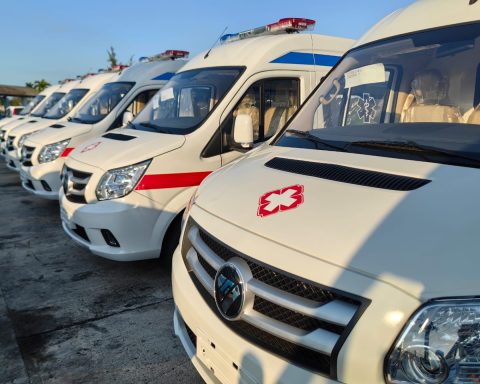 Fifty new ambulances for the Cuban health system