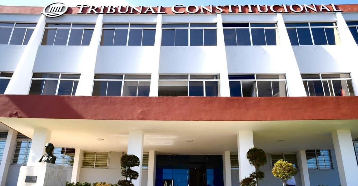 Canciller Álvarez niega intentos de revertir el fallo sobre nacionalidad dominicana