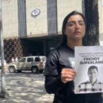 Freddy Superlano "is strong and convinced that he will be released soon", his wife was able to see him