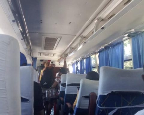 From Havana to Matanzas, you never know when the bus will arrive at its destination