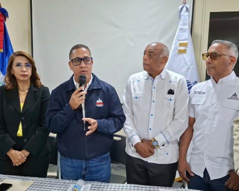 Government expands to 67 school projects under construction for completion and renovation in Puerto Plata