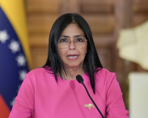 Government of Venezuela denies Delcy Rodríguez's trip abroad
