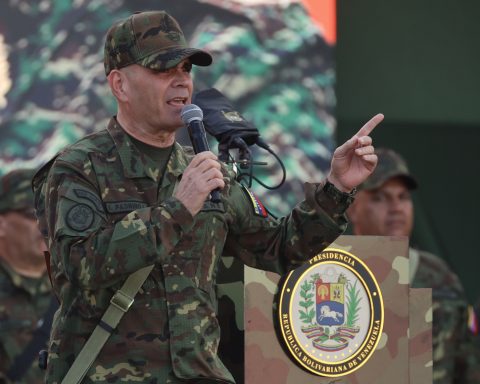 Government of Venezuela reports that 47 Venezuelan soldiers died in the US aggression