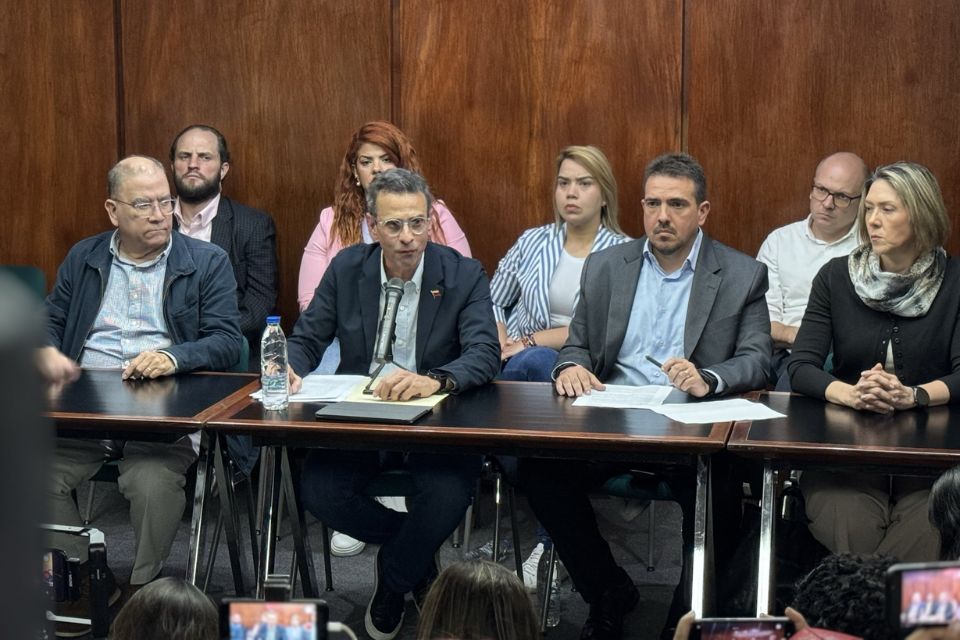 Henrique Capriles Grupo Parlamentario Libertad