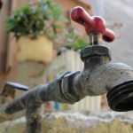 Avería en tubería deja sin agua a El Hatillo Hidrocapital