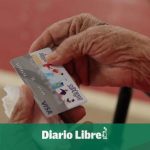 How many Dominican households receive social subsidies