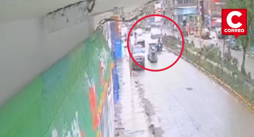 Huancayo: Fruit seller fights for her life after being hit by a van